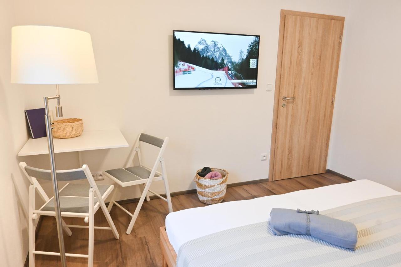 Apartman Mija Frymburk nad Vltavou Exterior foto